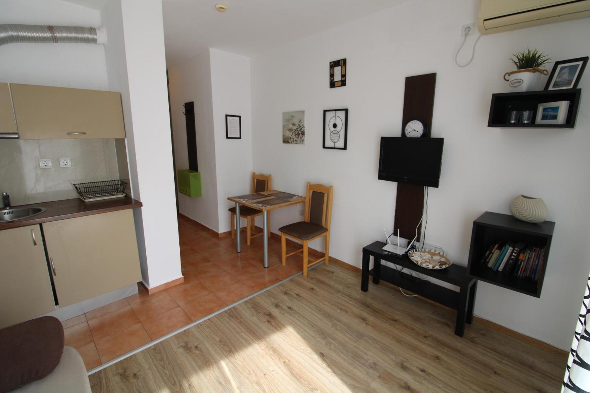 Menada Aheloy Apartments Extérieur photo
